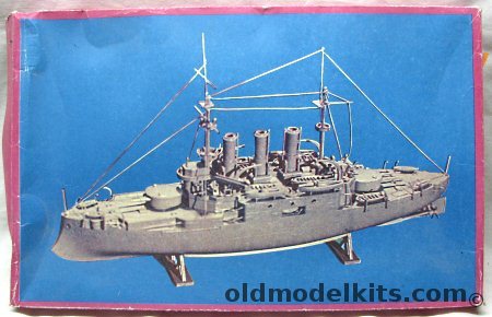 Ogonjek 1/400 Battleship Potemkin - (ex Heller Potemkine) plastic model kit